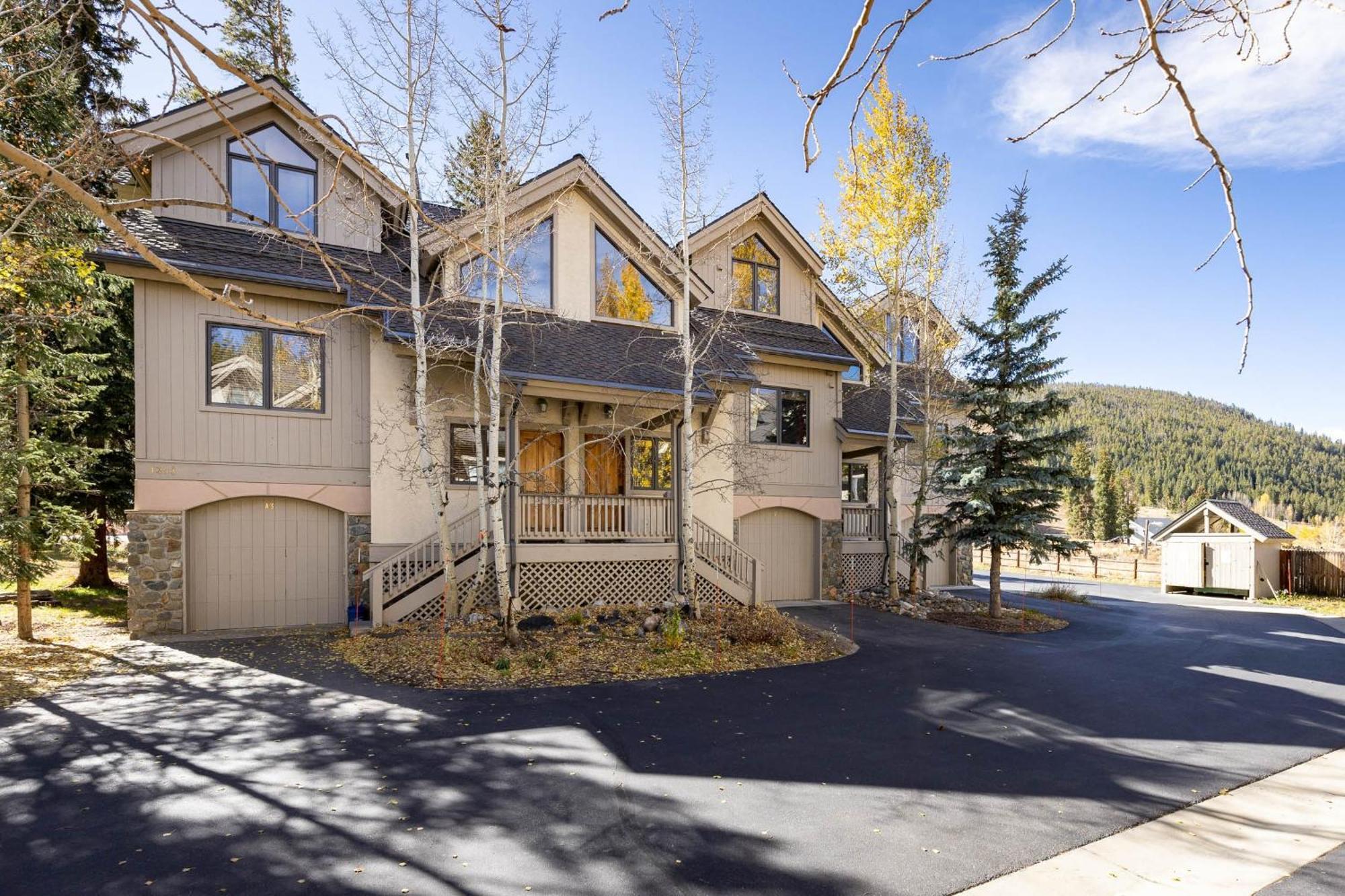 2985 Ironwood Townhomes Кистон Экстерьер фото